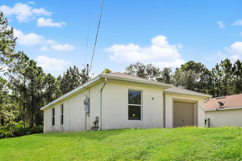 2,030/Mo, 12324 El Prado Dr Punta Gorda, FL 33955 Front View