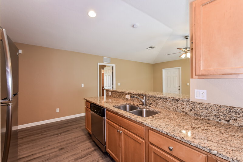2,030/Mo, 12324 El Prado Dr Punta Gorda, FL 33955 Kitchen View 4