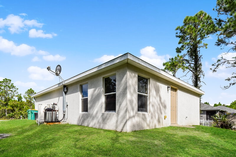 2,030/Mo, 12324 El Prado Dr Punta Gorda, FL 33955 Rear View 2