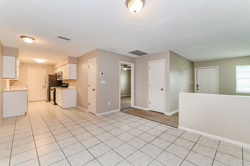 1,785/Mo, 19034 Evergreen Rd Fort Myers, FL 33967 Dining Room View