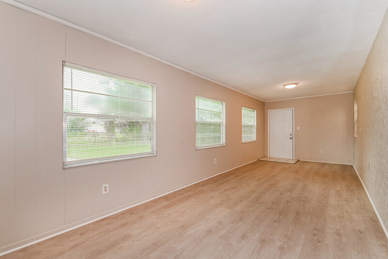 1,785/Mo, 19034 Evergreen Rd Fort Myers, FL 33967 Sun Room View