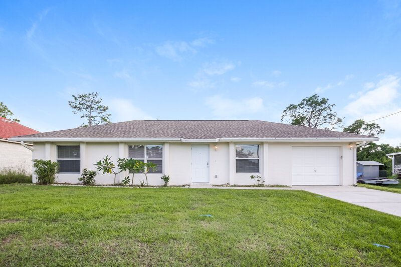 1,685/Mo, 3005 9th St W Lehigh Acres, FL 33971 External View