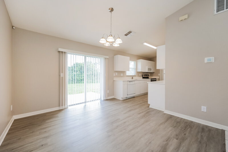 1,685/Mo, 3005 9th St W Lehigh Acres, FL 33971 Dining Room View 2