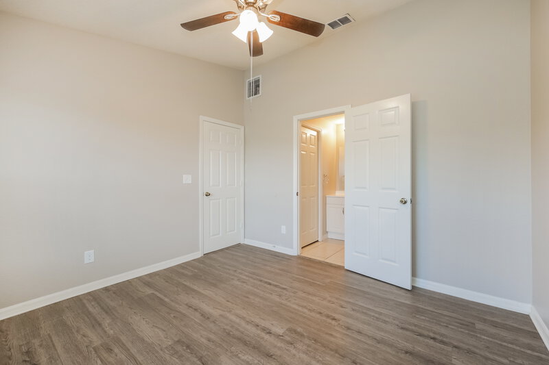 1,685/Mo, 3005 9th St W Lehigh Acres, FL 33971 Main Bedroom View