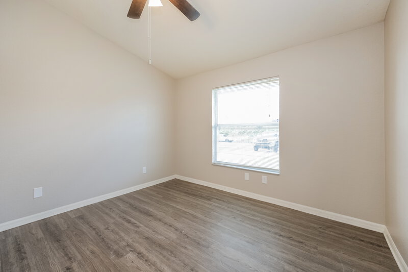 1,685/Mo, 3005 9th St W Lehigh Acres, FL 33971 Main Bedroom View 2