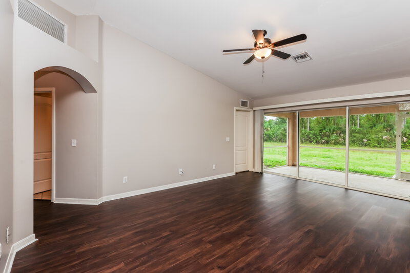 1,650/Mo, 2601 Darlene Pl Lehigh Acres, FL 33971 Living Room View