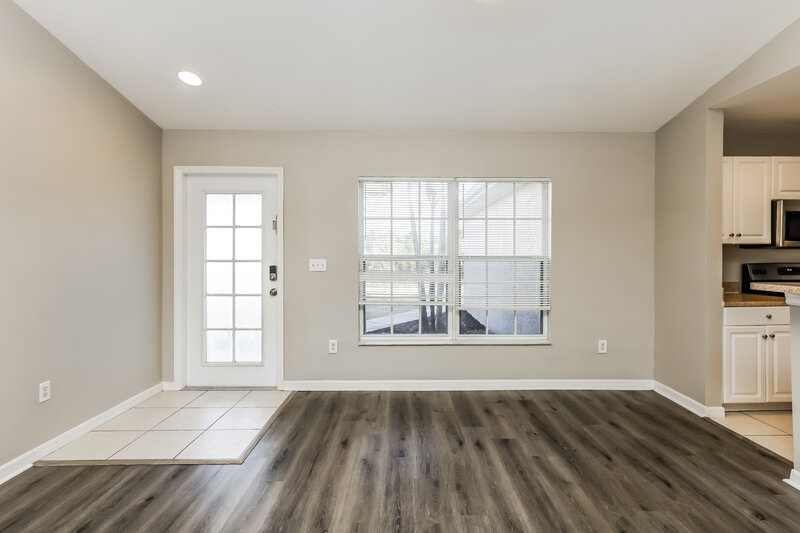 1,820/Mo, 2511 28th St W Lehigh Acres, FL 33971 Dining Room View