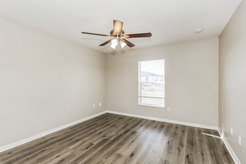 1,820/Mo, 2511 28th St W Lehigh Acres, FL 33971 Main Bedroom View 2