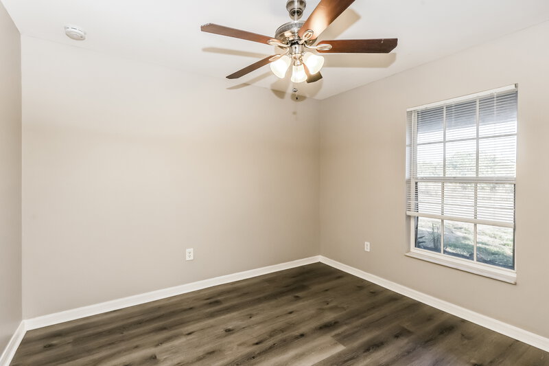 1,820/Mo, 2511 28th St W Lehigh Acres, FL 33971 Bedroom View