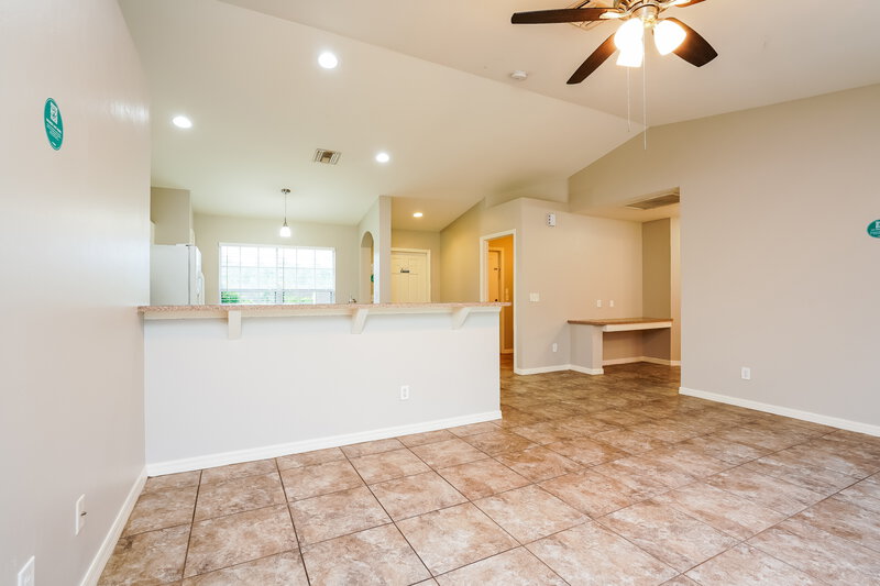 1,940/Mo, 3304 31st St W Lehigh Acres, FL 33971 Living Room View 3