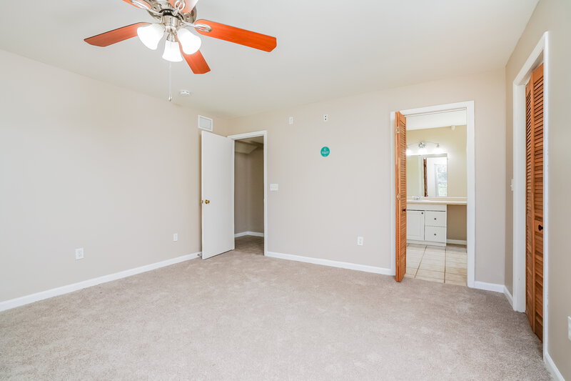 2,250/Mo, 812 Scott Ave Lehigh Acres, FL 33972 Main Bedroom View 2