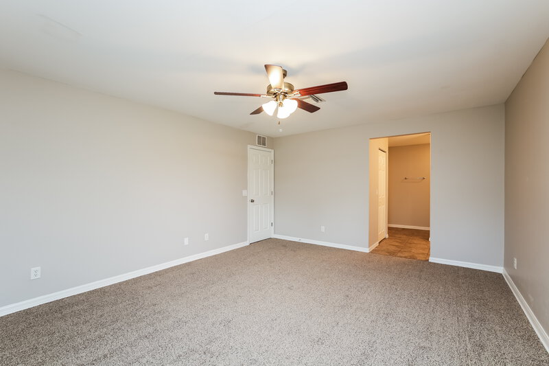 1,740/Mo, 829 Aprile Ave S Lehigh Acres, FL 33974 Main Bedroom View 2