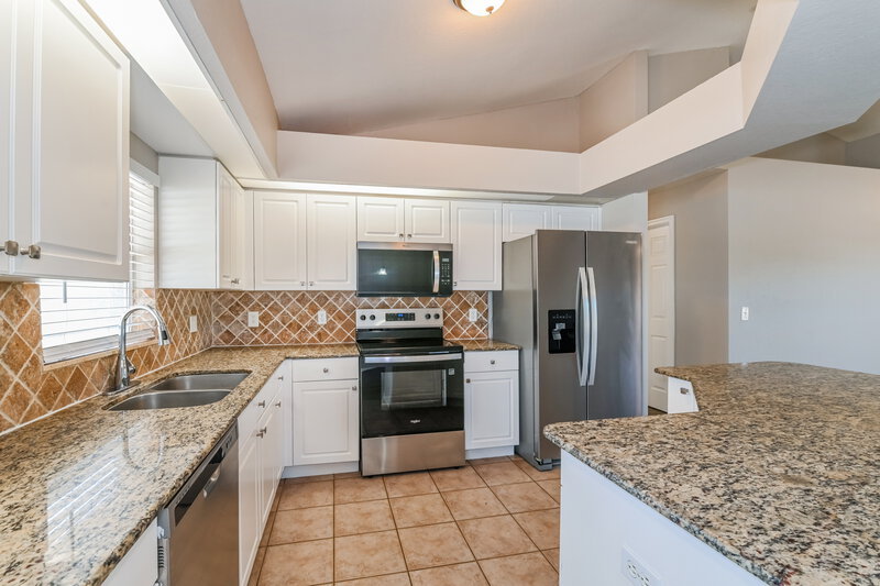 1,895/Mo, 106 Pageant St Lehigh Acres, FL 33974 Kitchen View
