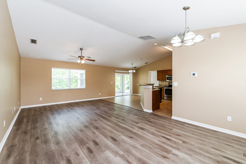 0/Mo, 737 Almelia St E Lehigh Acres, FL 33974 Dining Room View 2