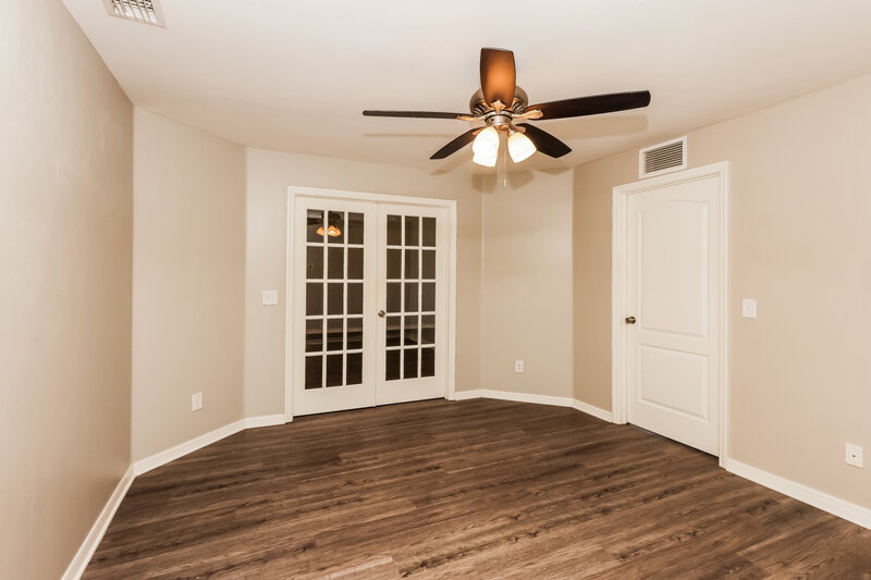 1,750/Mo, 935 Green St E Lehigh Acres, FL 33974 Dining Room View