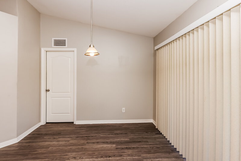 1,750/Mo, 935 Green St E Lehigh Acres, FL 33974 Breakfast Nook View