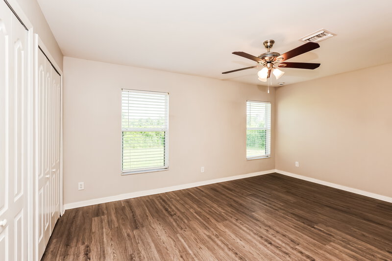 1,750/Mo, 935 Green St E Lehigh Acres, FL 33974 Main Bedroom View 2