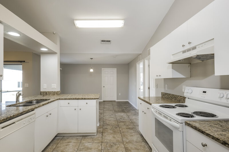1,705/Mo, 719 Roma Ave S Lehigh Acres, FL 33974 Kitchen View 2