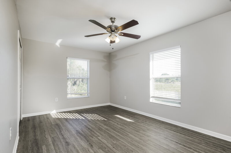 1,705/Mo, 719 Roma Ave S Lehigh Acres, FL 33974 Bedroom View 2