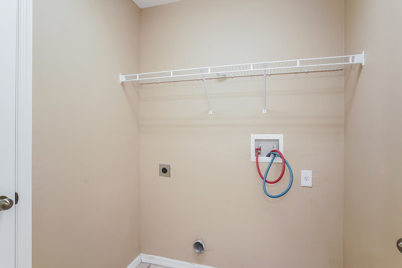 2,005/Mo, 1122 Ectype St E Lehigh Acres, FL 33974 Walk In Closet View