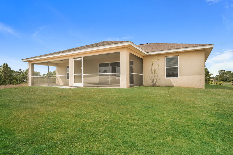 2,005/Mo, 1122 Ectype St E Lehigh Acres, FL 33974 Rear View