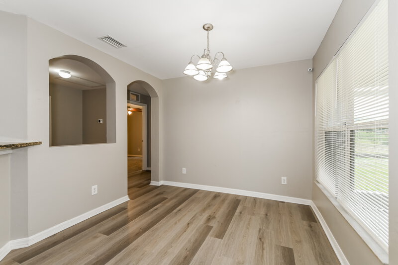 1,650/Mo, 3608 5th St SW Lehigh Acres, FL 33976 Dining Room View