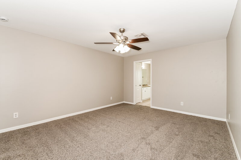 1,650/Mo, 3608 5th St SW Lehigh Acres, FL 33976 Main Bedroom View