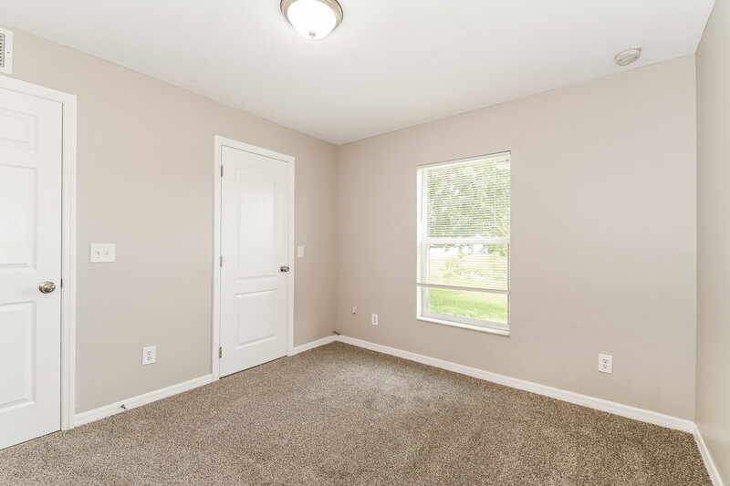 1,650/Mo, 3608 5th St SW Lehigh Acres, FL 33976 Bedroom View