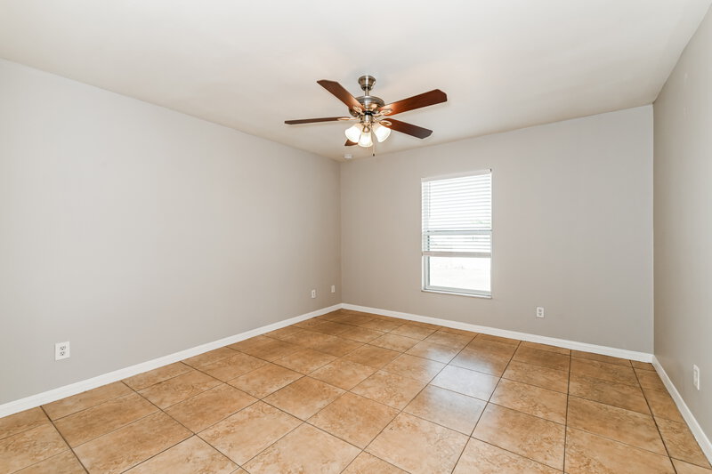 1,610/Mo, 3100 22nd St SW Lehigh Acres, FL 33976 Main Bedroom View