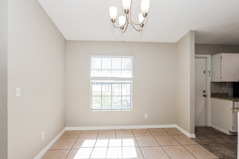 1,565/Mo, 1828 NW 2nd Pl Cape Coral, FL 33993 Dining Room View
