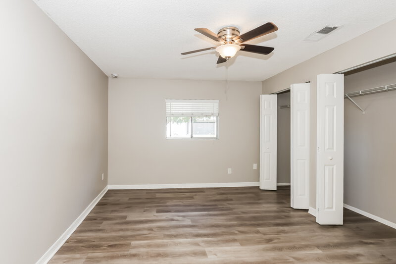 1,565/Mo, 1828 NW 2nd Pl Cape Coral, FL 33993 Main Bedroom View