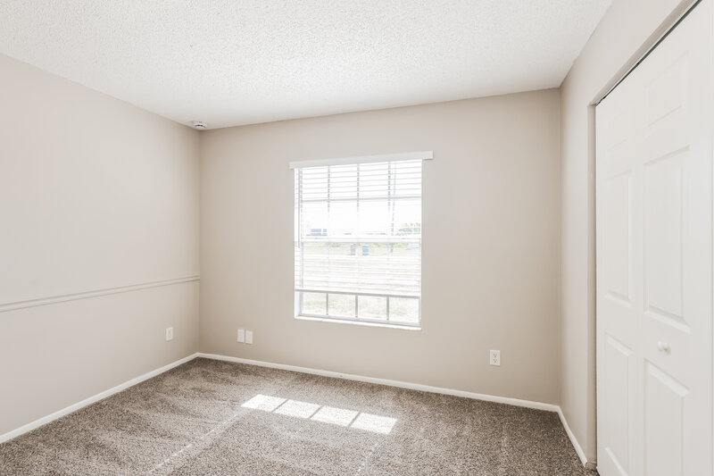 1,565/Mo, 1828 NW 2nd Pl Cape Coral, FL 33993 Bedroom View 3