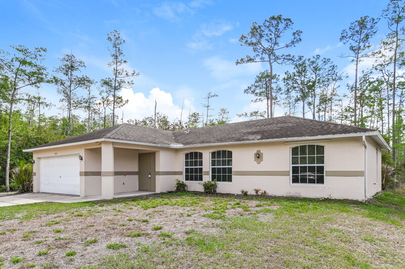 2,410/Mo, 4680 4th Ave SE Naples, FL 34117 Front View