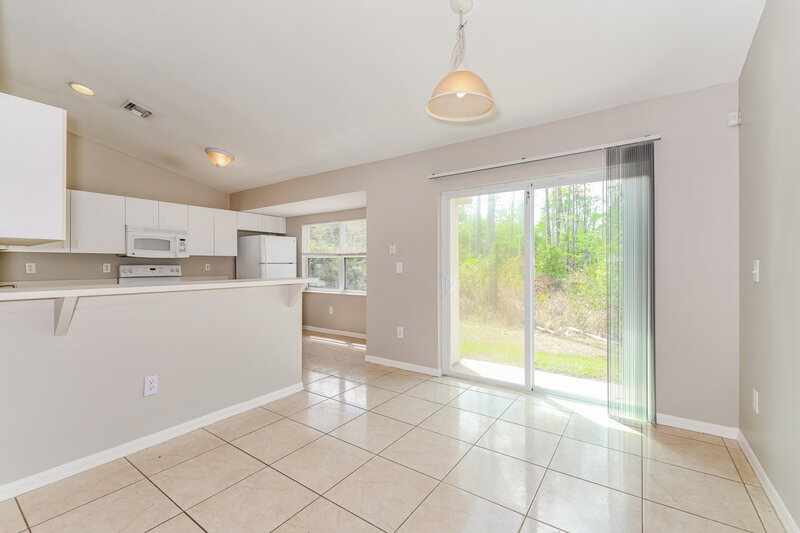 2,410/Mo, 4680 4th Ave SE Naples, FL 34117 Dining Room View