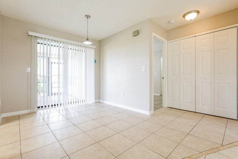 2,170/Mo, 6944 Bargello St Englewood, FL 34224 Dining Room View 2