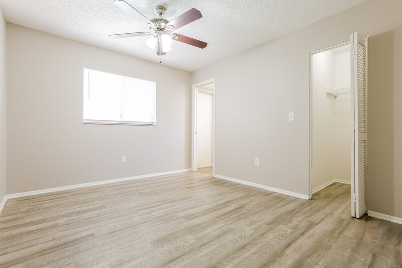2,170/Mo, 6944 Bargello St Englewood, FL 34224 Main Bedroom View