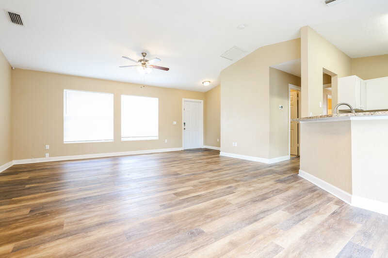 1,730/Mo, 2429 Vedado St North Port, FL 34286 Living Room View