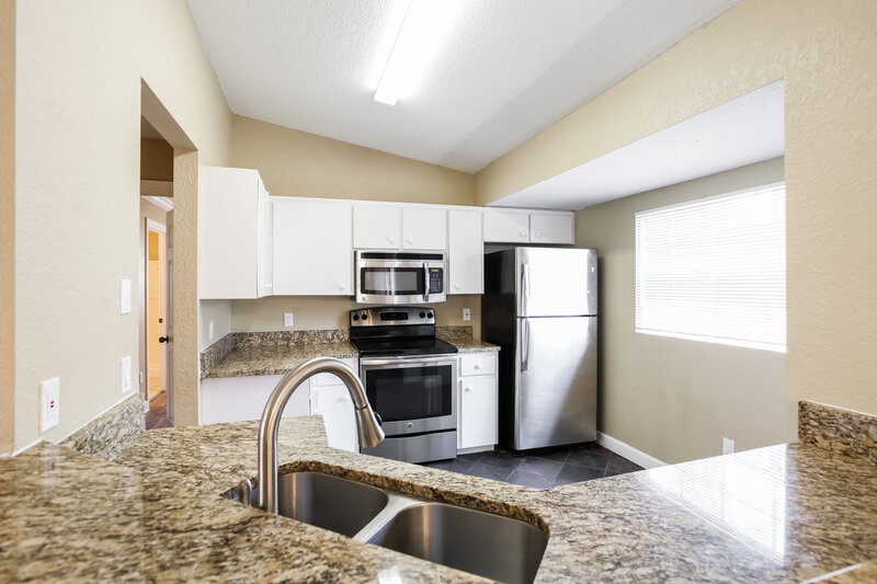 1,730/Mo, 2429 Vedado St North Port, FL 34286 Kitchen View 2