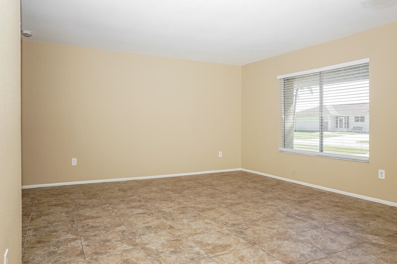 2,050/Mo, 4785 Payne St North Port, FL 34287 Living Room View 2