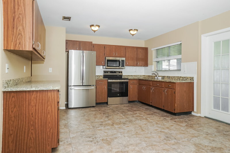 2,050/Mo, 4785 Payne St North Port, FL 34287 Kitchen View