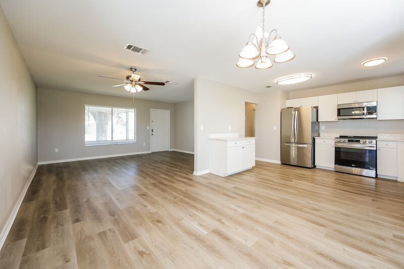 1,640/Mo, 3507 Montclair Circle North Port, FL 34287 Dining Room View