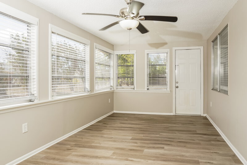 1,635/Mo, 6927 Roslyn Ct North Port, FL 34287 Bonus Room View