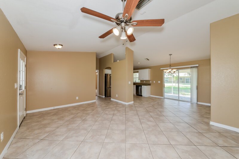 1,800/Mo, 4643 Mermell Cir North Port, FL 34291 Living Room View 2