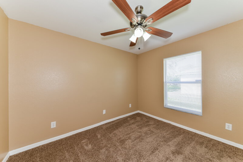 1,800/Mo, 4643 Mermell Cir North Port, FL 34291 Bedroom View 3