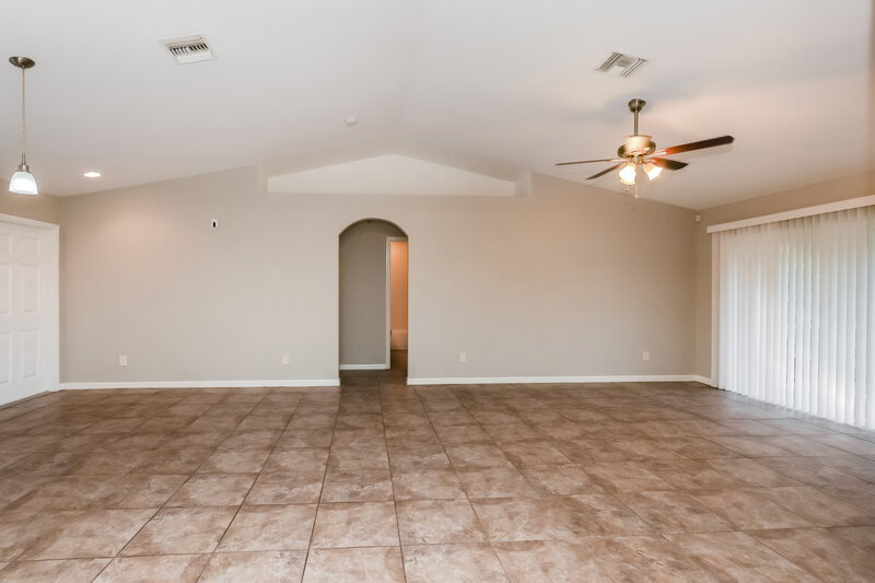 2,770/Mo, 1270 Bermar St Fort Myers, FL 33913 Living Room View