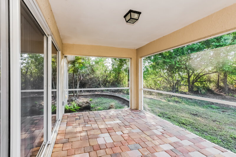 2,770/Mo, 1270 Bermar St Fort Myers, FL 33913 Sun Room View