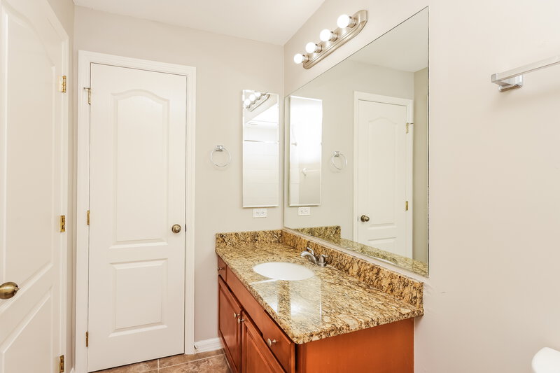 2,770/Mo, 1270 Bermar St Fort Myers, FL 33913 Main Bathroom View