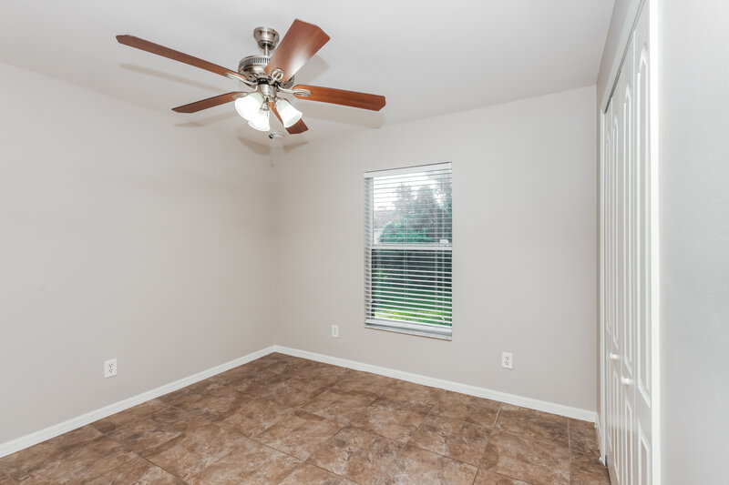 1,915/Mo, 769 Oakridge Ave S Lehigh Acres, FL 33974 Bedroom View