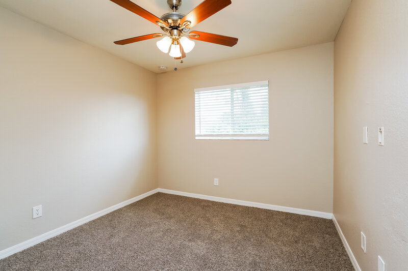1,655/Mo, 3204 18th St SW Lehigh Acres, FL 33976 Bedroom View 2