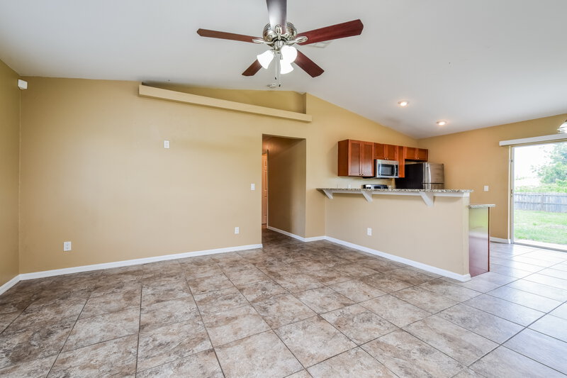 2,380/Mo, 3102 39th St SW Lehigh Acres, FL 33976 Living Room View